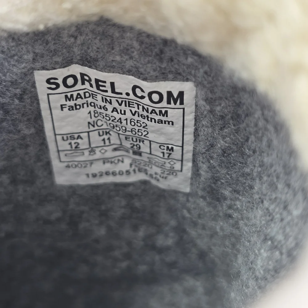 Sorel 1964 Pac Strap Boot Waterproof Suede Patent Winter Boots Childrens Size 12